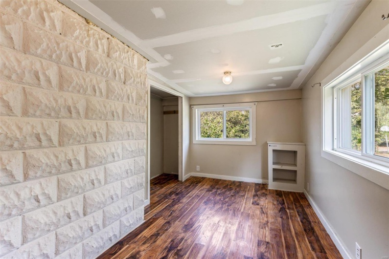 227 Crane Street, Park Hills, Missouri 63601, 4 Bedrooms Bedrooms, 7 Rooms Rooms,2 BathroomsBathrooms,Residential,For Sale,Crane,MAR24057779