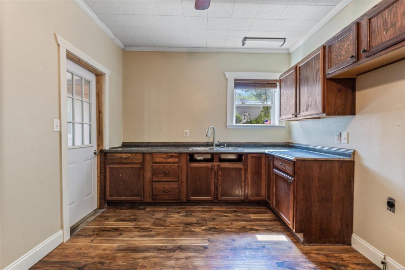 227 Crane Street, Park Hills, Missouri 63601, 4 Bedrooms Bedrooms, 7 Rooms Rooms,2 BathroomsBathrooms,Residential,For Sale,Crane,MAR24057779
