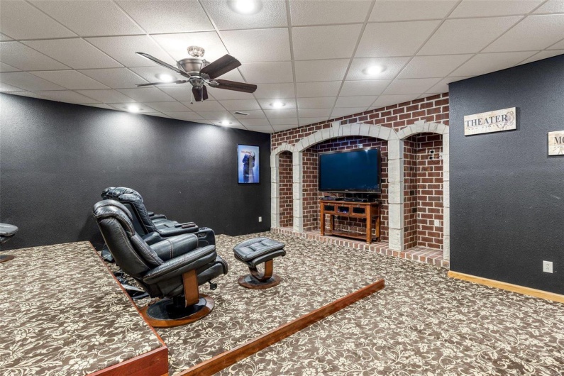 510 Canterberry Road, Farmington, Missouri 63640, 4 Bedrooms Bedrooms, 21 Rooms Rooms,3 BathroomsBathrooms,Farm,For Sale,Canterberry,MAR24057268