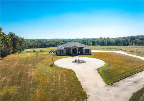510 Canterberry Road, Farmington, Missouri 63640, 4 Bedrooms Bedrooms, 21 Rooms Rooms,3 BathroomsBathrooms,Farm,For Sale,Canterberry,MAR24057268