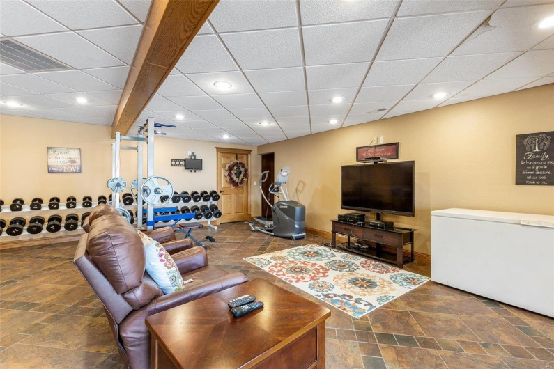 510 Canterberry Road, Farmington, Missouri 63640, 4 Bedrooms Bedrooms, 21 Rooms Rooms,3 BathroomsBathrooms,Farm,For Sale,Canterberry,MAR24057268