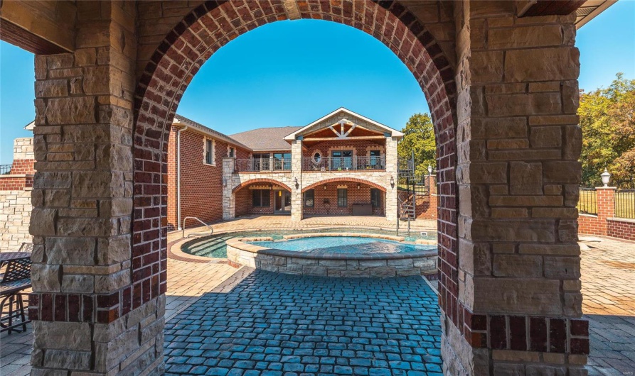510 Canterberry Road, Farmington, Missouri 63640, 4 Bedrooms Bedrooms, 21 Rooms Rooms,3 BathroomsBathrooms,Farm,For Sale,Canterberry,MAR24057268