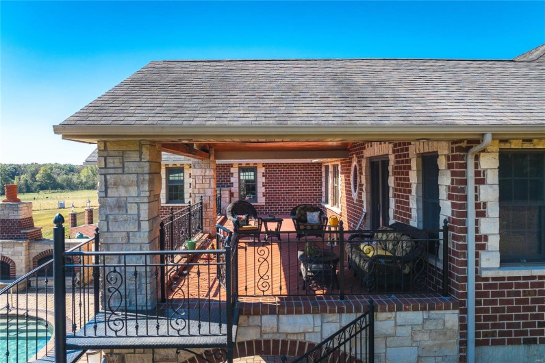 510 Canterberry Road, Farmington, Missouri 63640, 4 Bedrooms Bedrooms, 21 Rooms Rooms,3 BathroomsBathrooms,Farm,For Sale,Canterberry,MAR24057268