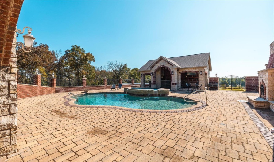 510 Canterberry Road, Farmington, Missouri 63640, 4 Bedrooms Bedrooms, 21 Rooms Rooms,3 BathroomsBathrooms,Farm,For Sale,Canterberry,MAR24057268