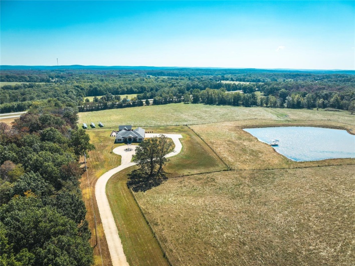 510 Canterberry Road, Farmington, Missouri 63640, 4 Bedrooms Bedrooms, 21 Rooms Rooms,3 BathroomsBathrooms,Farm,For Sale,Canterberry,MAR24057268