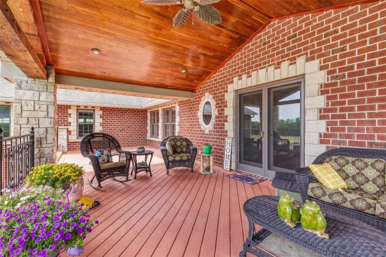 510 Canterberry Road, Farmington, Missouri 63640, 4 Bedrooms Bedrooms, 21 Rooms Rooms,3 BathroomsBathrooms,Farm,For Sale,Canterberry,MAR24057268