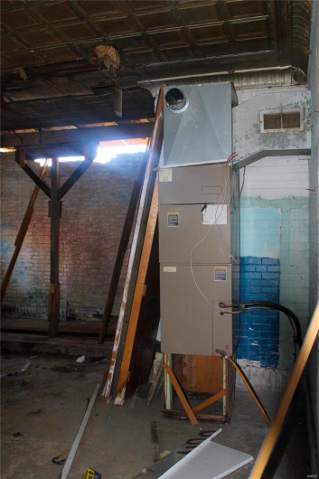 613 Bank Street, Leadwood, Missouri 63653, ,Commercial Sale,For Sale,Bank,MAR24057477