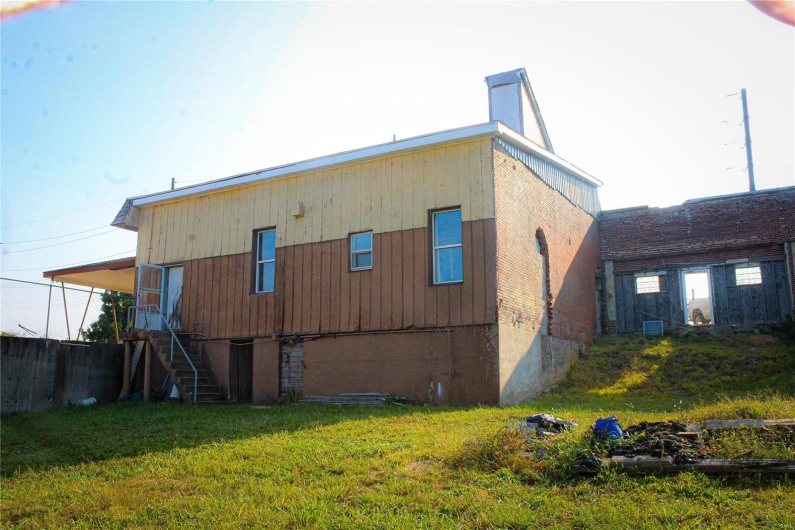 613 Bank Street, Leadwood, Missouri 63653, ,Commercial Sale,For Sale,Bank,MAR24057477