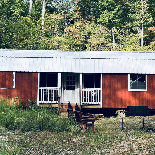 8852 Parrot, French Village, Missouri 63036, ,Land,For Sale,Parrot,MAR24058956