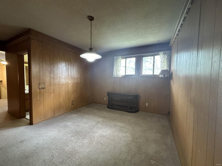 16347 Crestview Drive, Dexter, Missouri 63841, 4 Bedrooms Bedrooms, 17 Rooms Rooms,3 BathroomsBathrooms,Residential,For Sale,Crestview,MAR24059176