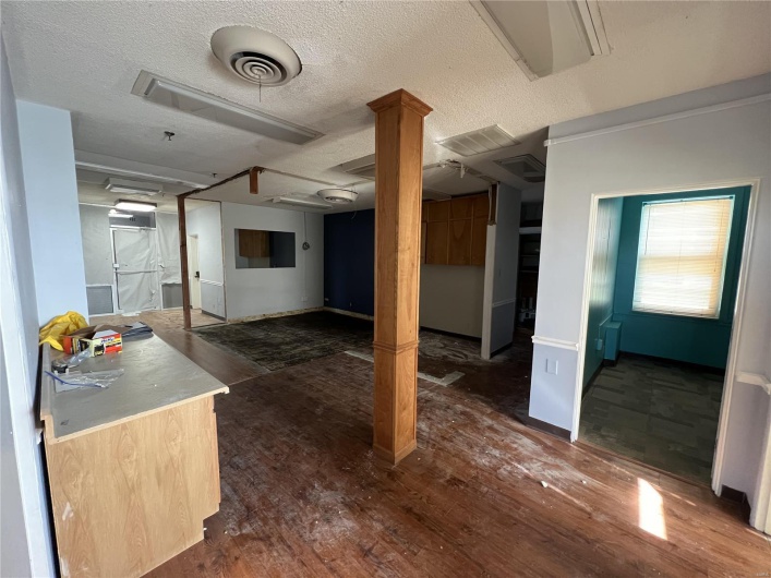 937 Broadway Street, Cape Girardeau, Missouri 63701, ,Commercial Sale,For Sale,Broadway,MAR24023793