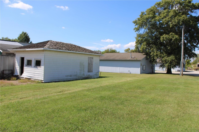822 2nd Street, Sparta, Illinois 62286, ,Commercial Sale,For Sale,2nd,MAR24059506