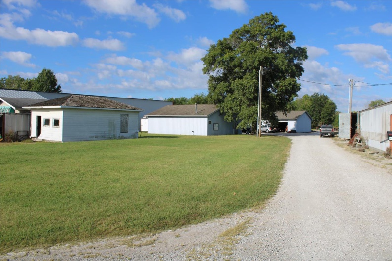 822 2nd Street, Sparta, Illinois 62286, ,Commercial Sale,For Sale,2nd,MAR24059506