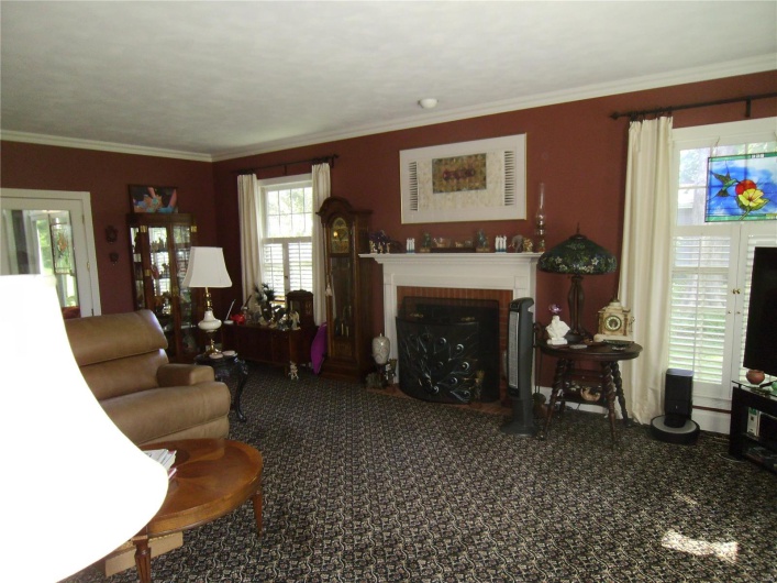 Living Room with gas Fireplace