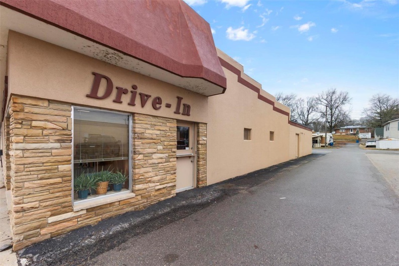 1500 Main Street, Scott City, Missouri 63780, ,Commercial Sale,For Sale,Main,MAR24061532