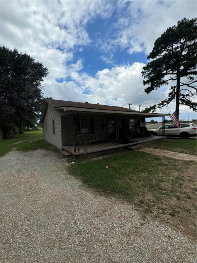 815 Emerson, Kennett, Missouri 63857, 2 Bedrooms Bedrooms, 7 Rooms Rooms,1 BathroomBathrooms,Residential,For Sale,Emerson,MAR24062339