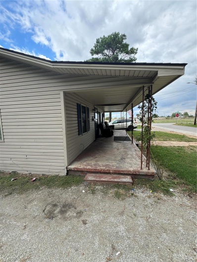 815 Emerson, Kennett, Missouri 63857, 2 Bedrooms Bedrooms, 7 Rooms Rooms,1 BathroomBathrooms,Residential,For Sale,Emerson,MAR24062339