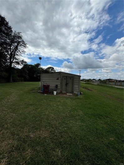 815 Emerson, Kennett, Missouri 63857, 2 Bedrooms Bedrooms, 7 Rooms Rooms,1 BathroomBathrooms,Residential,For Sale,Emerson,MAR24062339