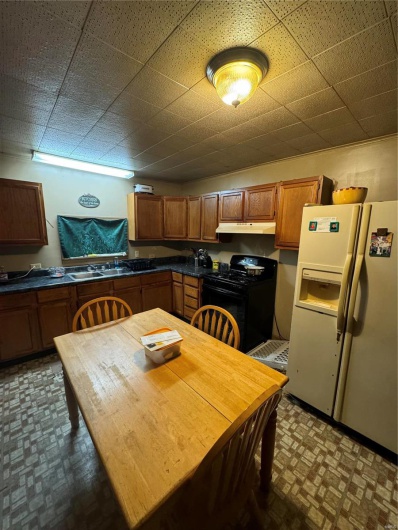 815 Emerson, Kennett, Missouri 63857, 2 Bedrooms Bedrooms, 7 Rooms Rooms,1 BathroomBathrooms,Residential,For Sale,Emerson,MAR24062339