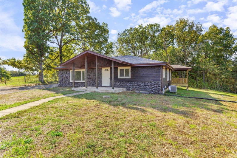 15160 Walker Road, Ste Genevieve, Missouri 63670, 3 Bedrooms Bedrooms, 7 Rooms Rooms,2 BathroomsBathrooms,Residential,For Sale,Walker,MAR24061969