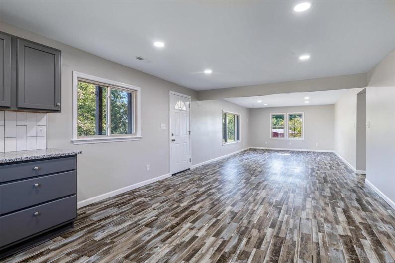15160 Walker Road, Ste Genevieve, Missouri 63670, 3 Bedrooms Bedrooms, 7 Rooms Rooms,2 BathroomsBathrooms,Residential,For Sale,Walker,MAR24061969