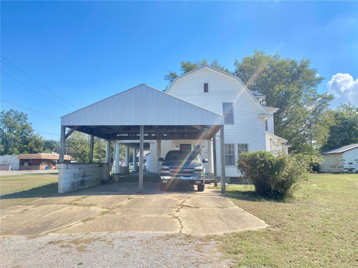 101 Cedar Street, Bertrand, Missouri 63823, 5 Bedrooms Bedrooms, 15 Rooms Rooms,2 BathroomsBathrooms,Residential,For Sale,Cedar,MAR24062561