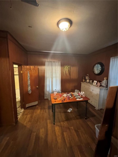 303 Walnut, Kennett, Missouri 63857, 1 Bedroom Bedrooms, 5 Rooms Rooms,1 BathroomBathrooms,Residential,For Sale,Walnut,MAR24063546