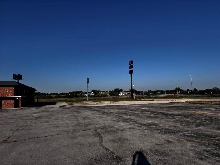 17030 New Bremen Road, Ste Genevieve, Missouri 63670, ,Commercial Sale,For Sale,New Bremen,MAR24064054