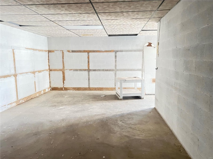 17030 New Bremen Road, Ste Genevieve, Missouri 63670, ,Commercial Sale,For Sale,New Bremen,MAR24064054