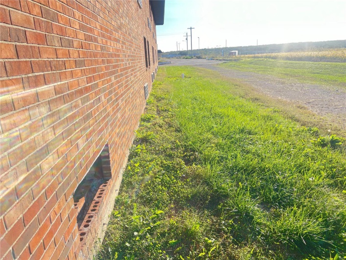 17030 New Bremen Road, Ste Genevieve, Missouri 63670, ,Commercial Sale,For Sale,New Bremen,MAR24064054