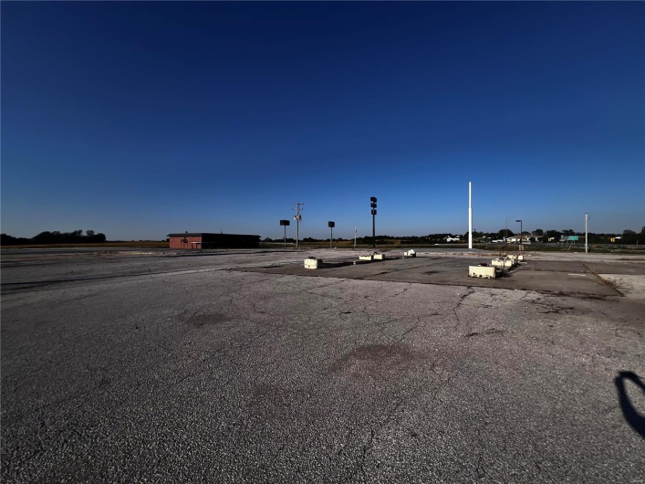 17030 New Bremen Road, Ste Genevieve, Missouri 63670, ,Commercial Sale,For Sale,New Bremen,MAR24064054