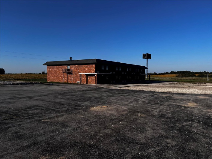 17030 New Bremen Road, Ste Genevieve, Missouri 63670, ,Commercial Sale,For Sale,New Bremen,MAR24064054