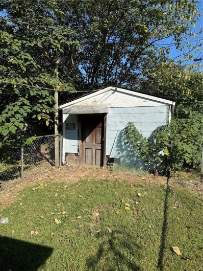 1604 Bradley Street, Kennett, Missouri 63857, 4 Bedrooms Bedrooms, 9 Rooms Rooms,1 BathroomBathrooms,Residential,For Sale,Bradley,MAR24064116