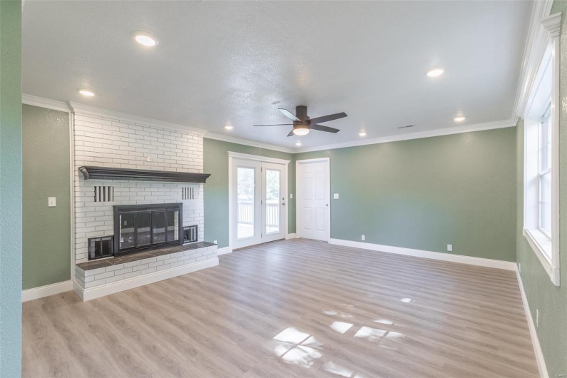 626 County Road 603, Poplar Bluff, Missouri 63901, 4 Bedrooms Bedrooms, 11 Rooms Rooms,2 BathroomsBathrooms,Residential,For Sale,County Road 603,MAR24063650