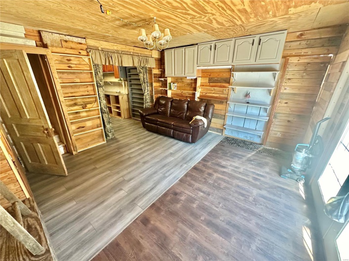 804 griffith street, Park Hills, Missouri 63601, 5 Bedrooms Bedrooms, 15 Rooms Rooms,2 BathroomsBathrooms,Residential,For Sale,griffith street,MAR24064155