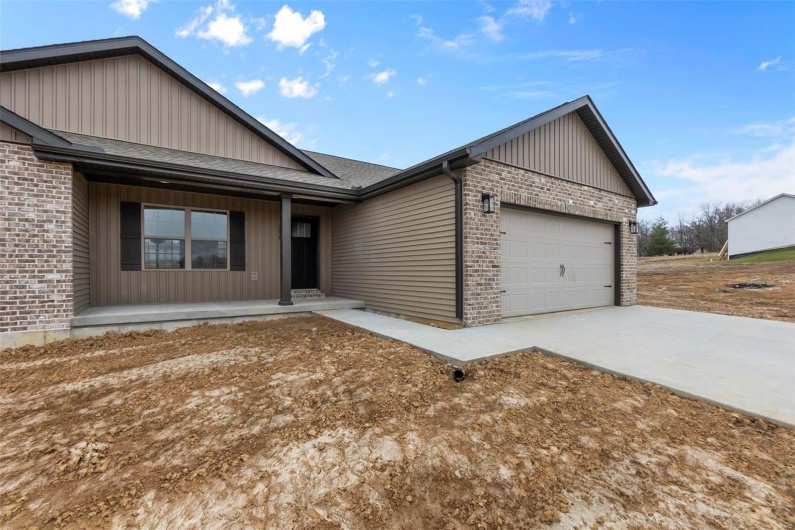 358 Byrd Court, Jackson, Missouri 63755, 3 Bedrooms Bedrooms, 5 Rooms Rooms,2 BathroomsBathrooms,Residential,For Sale,Byrd,MAR24064505