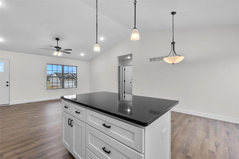 358 Byrd Court, Jackson, Missouri 63755, 3 Bedrooms Bedrooms, 5 Rooms Rooms,2 BathroomsBathrooms,Residential,For Sale,Byrd,MAR24064505