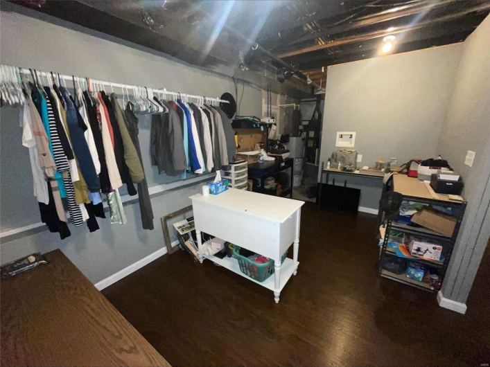 121 Penny Lane, Farmington, Missouri 63640, 4 Bedrooms Bedrooms, 12 Rooms Rooms,3 BathroomsBathrooms,Residential,For Sale,Penny Lane,MAR24055215