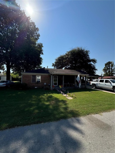 1315 Ballard, Kennett, Missouri 63857, 3 Bedrooms Bedrooms, 9 Rooms Rooms,2 BathroomsBathrooms,Residential,For Sale,Ballard,MAR24065784