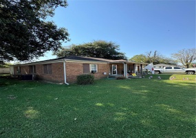 1315 Ballard, Kennett, Missouri 63857, 3 Bedrooms Bedrooms, 9 Rooms Rooms,2 BathroomsBathrooms,Residential,For Sale,Ballard,MAR24065784