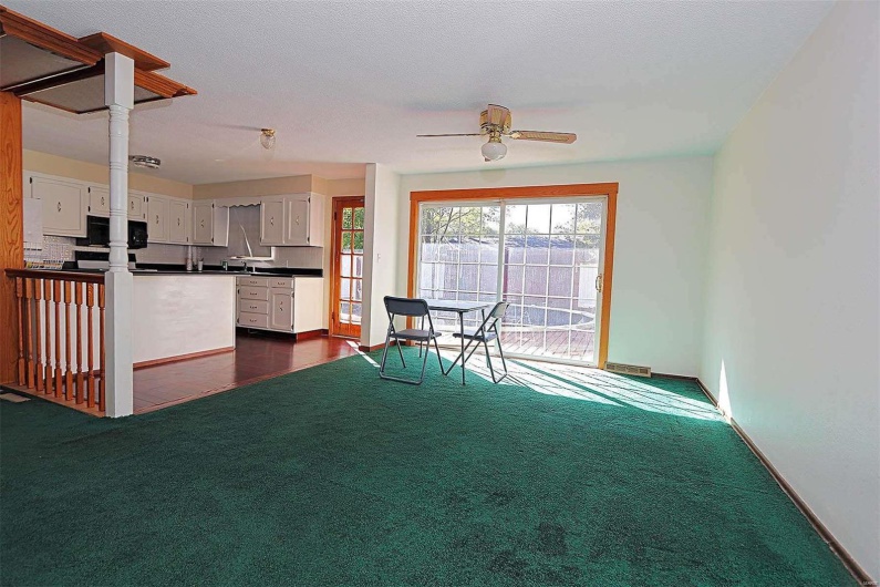 1953 Carolina Lane, Cape Girardeau, Missouri 63701, 3 Bedrooms Bedrooms, 8 Rooms Rooms,2 BathroomsBathrooms,Residential,For Sale,Carolina,MAR24065708