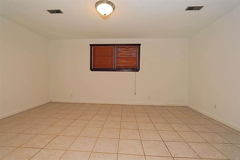 1953 Carolina Lane, Cape Girardeau, Missouri 63701, 3 Bedrooms Bedrooms, 8 Rooms Rooms,2 BathroomsBathrooms,Residential,For Sale,Carolina,MAR24065708