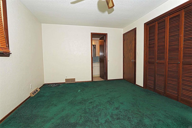 1953 Carolina Lane, Cape Girardeau, Missouri 63701, 3 Bedrooms Bedrooms, 8 Rooms Rooms,2 BathroomsBathrooms,Residential,For Sale,Carolina,MAR24065708