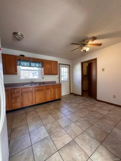579 Kimberly Court, Farmington, Missouri 63640, 3 Bedrooms Bedrooms, 5 Rooms Rooms,1 BathroomBathrooms,Residential,For Sale,Kimberly,MAR24064529