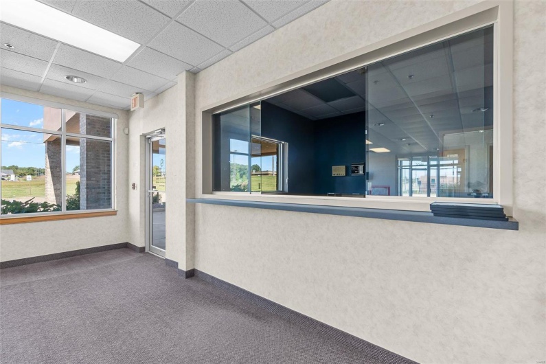 3241 Percy Drive, Cape Girardeau, Missouri 63701, ,Commercial Sale,For Sale,Percy,MAR24066001