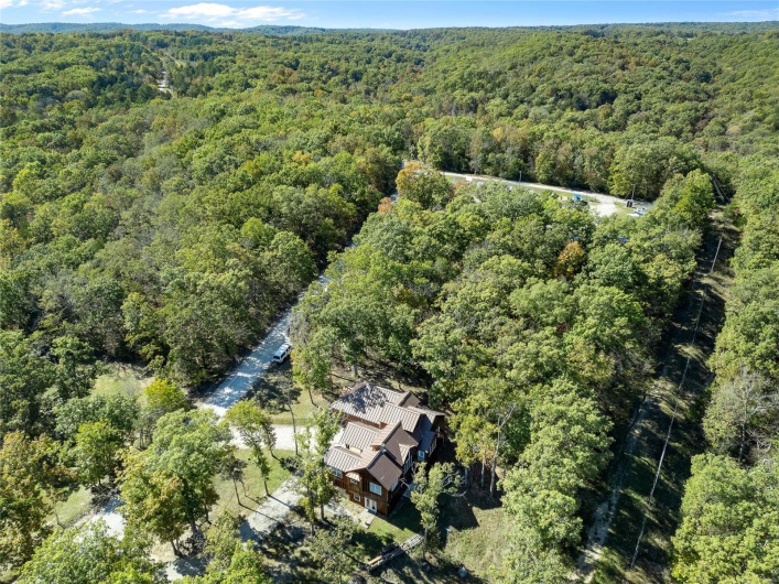 Birds eye view of property