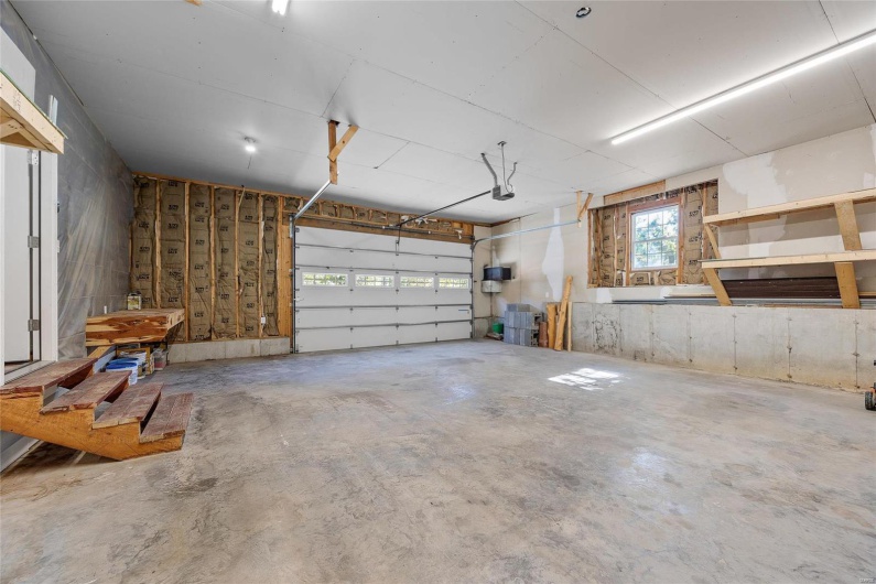 Oversized Garage