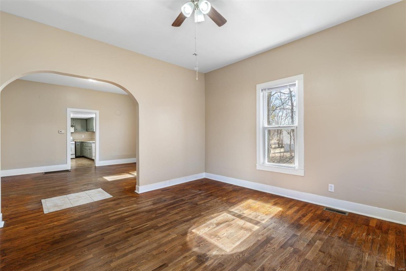 32 Summit Street, Bonne Terre, Missouri 63628, 2 Bedrooms Bedrooms, 6 Rooms Rooms,1 BathroomBathrooms,Residential,For Sale,Summit,MAR24066152
