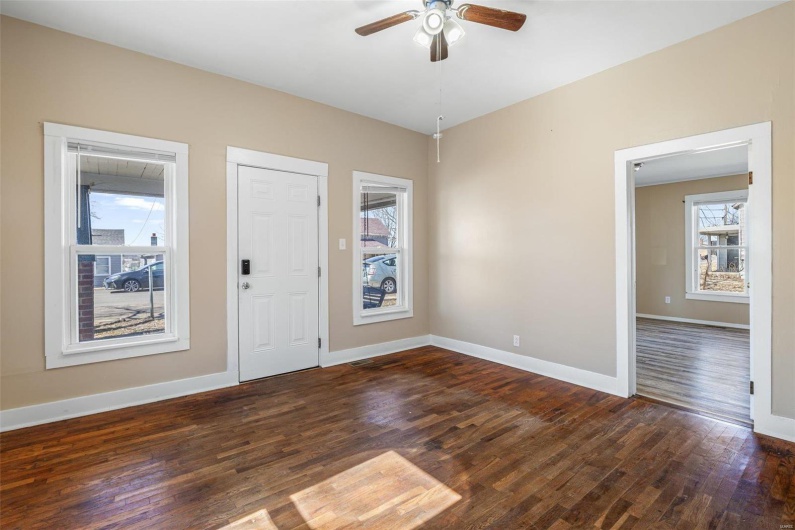 32 Summit Street, Bonne Terre, Missouri 63628, 2 Bedrooms Bedrooms, 6 Rooms Rooms,1 BathroomBathrooms,Residential,For Sale,Summit,MAR24066152