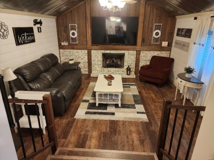 501 MAIN Avenue, Bernie, Missouri 63822, 3 Bedrooms Bedrooms, 9 Rooms Rooms,1 BathroomBathrooms,Residential,For Sale,MAIN,MAR24066163